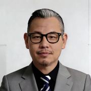 胡华成