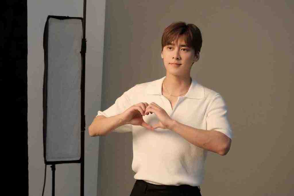 李易峰多次嫖娼被抓，曾辟谣不实，现警方一锤定音，粉丝伤透了心休闲区蓝鸢梦想 - Www.slyday.coM