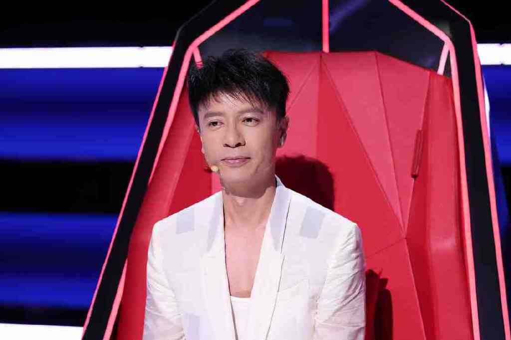 李克勤给了《好声音》最大的尊重,同时也暴露了赛制上的严重漏洞休闲区蓝鸢梦想 - Www.slyday.coM 李克勤给了《好声音》最大的尊重,同时也暴露了赛制上的严重漏洞休闲区蓝鸢梦想 - Www.slyday.coM