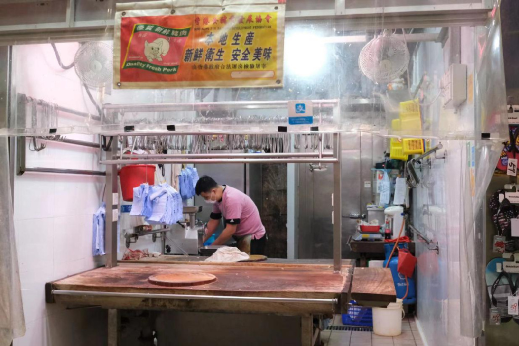 香港单日新增确诊数超2.6万，9000人采样队随时赴港支援｜香港一日休闲区蓝鸢梦想 - Www.slyday.coM