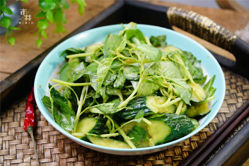 9,荆芥拌黄瓜