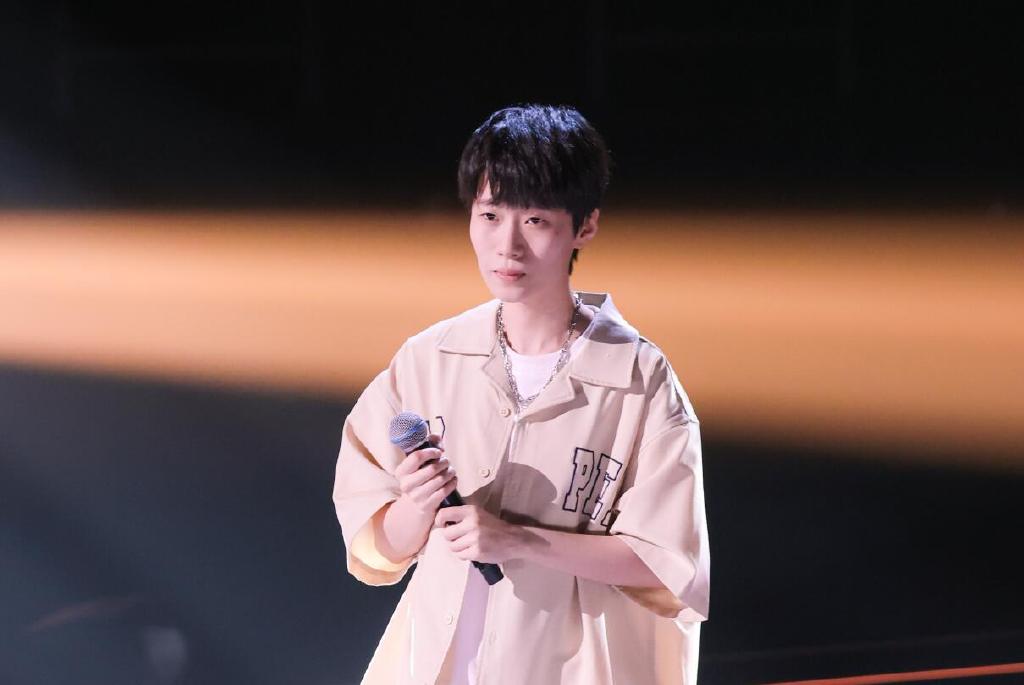 《好声音》李荣浩对学员的帮助，不仅坑惨了自己，也坑惨了学员休闲区蓝鸢梦想 - Www.slyday.coM