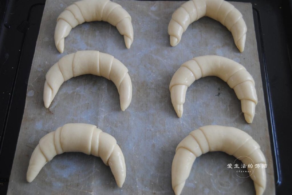 想吃牛角包不用买,在家就能做,香甜软乎,比买的好吃!休闲区蓝鸢梦想 - Www.slyday.coM 想吃牛角包不用买,在家就能做,香甜软乎,比买的好吃!休闲区蓝鸢梦想 - Www.slyday.coM