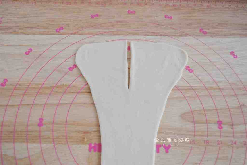 想吃牛角包不用买,在家就能做,香甜软乎,比买的好吃!休闲区蓝鸢梦想 - Www.slyday.coM 想吃牛角包不用买,在家就能做,香甜软乎,比买的好吃!休闲区蓝鸢梦想 - Www.slyday.coM