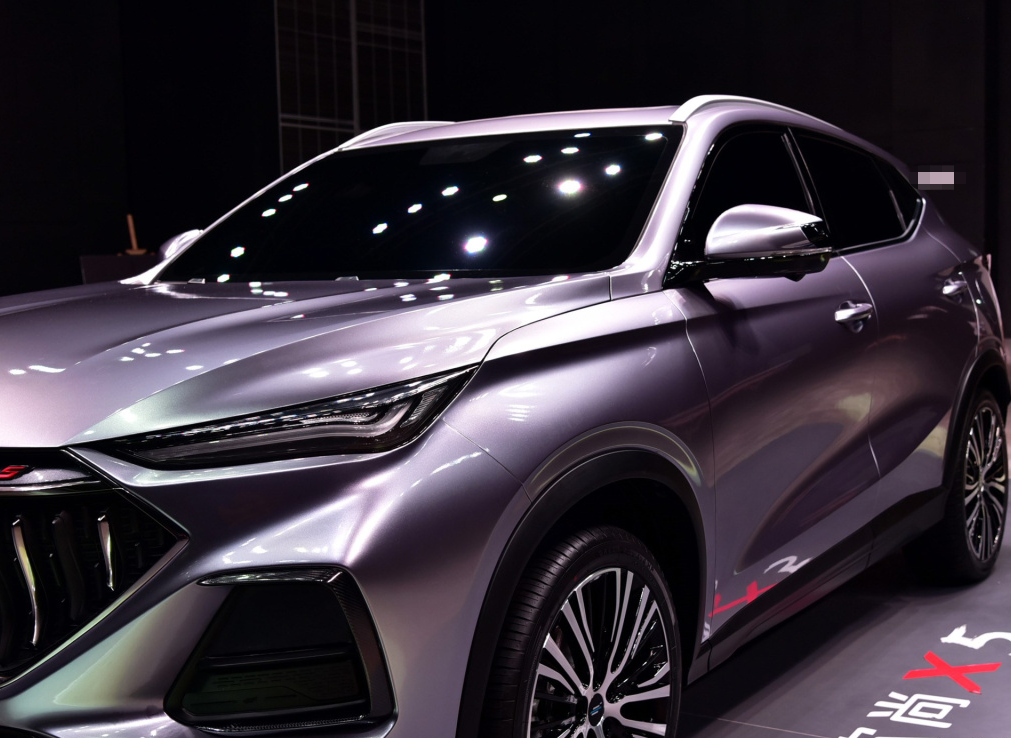 已锁定爆款,长安新车7s多破百,比吉利缤越帅,轴距2米71才6万多