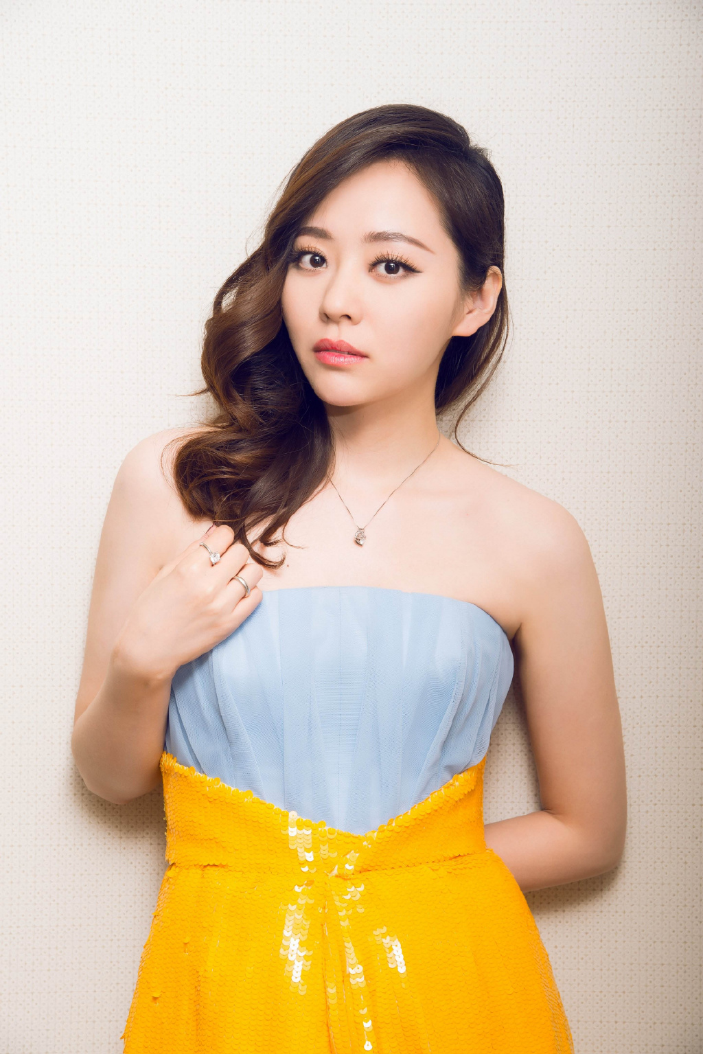 《超级女声》8位选手生存状况:多人风光不再,有人卑微求工作|超级女声