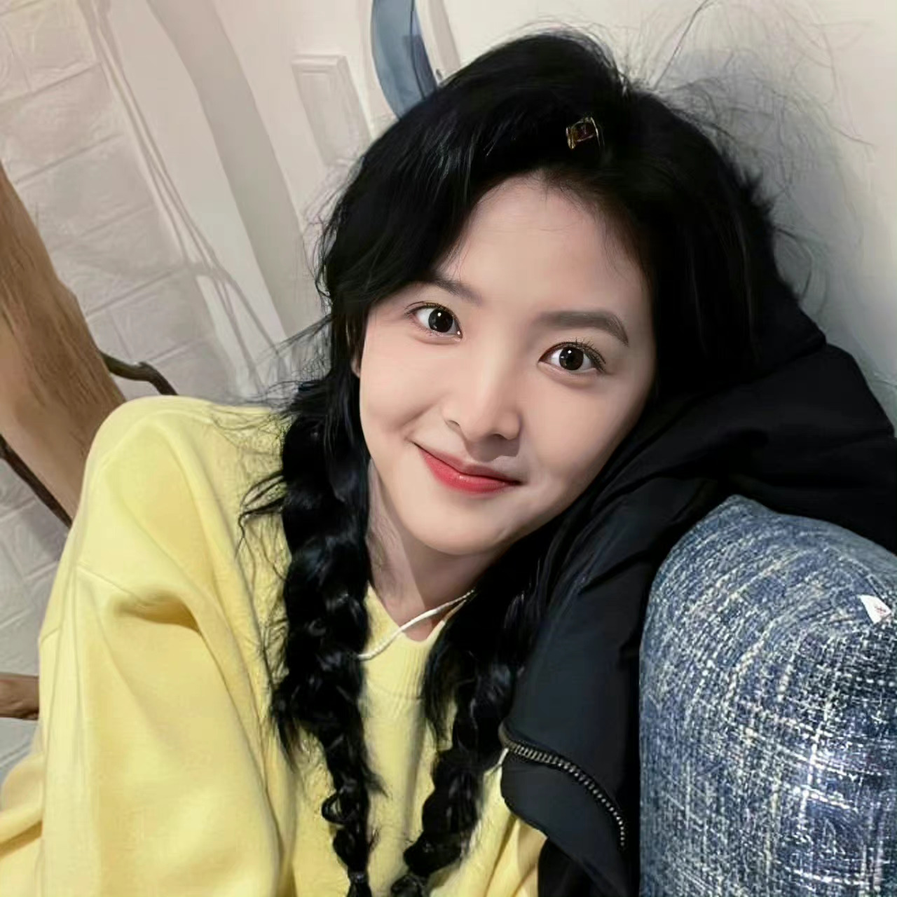 章若楠头像__财经头条