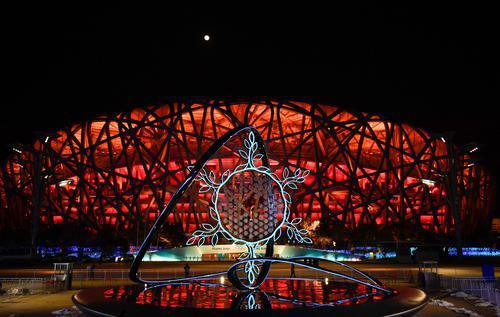 羽生结弦“返场”花滑表演赛，简约精彩的闭幕式值得期待休闲区蓝鸢梦想 - Www.slyday.coM