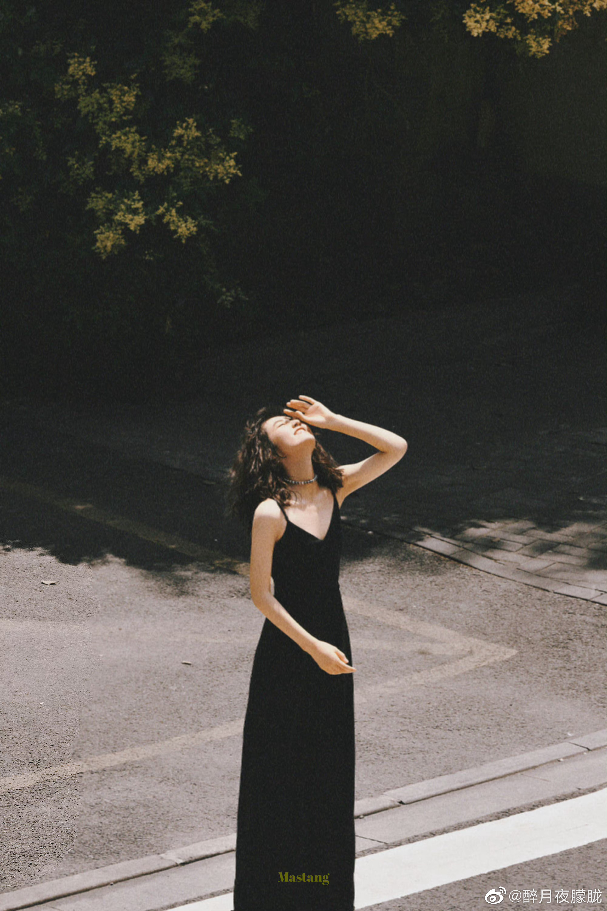 张子枫最近几次的造型很好看,有种妹妹真的长大了的感觉