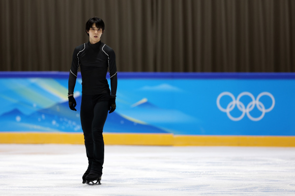 【冬奥】花样滑冰团体赛落下帷幕，羽生结弦男子单人滑首秀在即休闲区蓝鸢梦想 - Www.slyday.coM