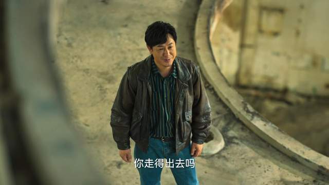 狂飙:徐江灭掉白江波眼睛都不带眨的,为何面对高启强时却怂了?