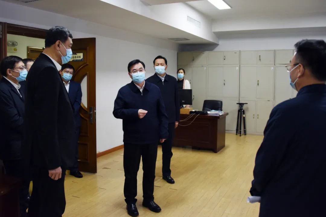 胡昌升:深入贯彻落实省委十二届十一次全会精神 发挥财政税收职能作用