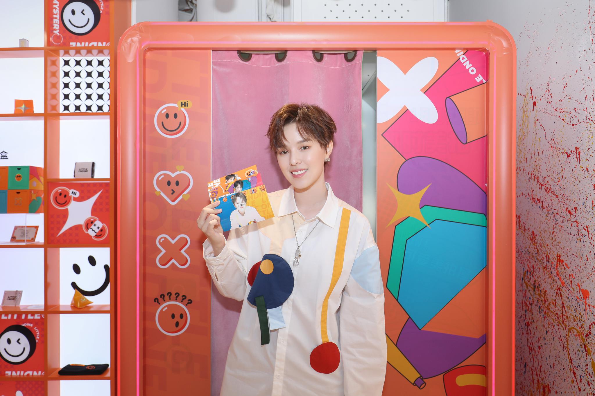 小奥汀色彩代言人@sunnee杨芸晴 惊喜现身快闪店……|小奥汀|杨芸晴