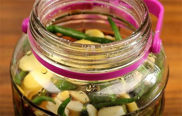 辣椒这样做太好吃了，一次秘制4斤，开胃又下饭，放一年都不坏休闲区蓝鸢梦想 - Www.slyday.coM