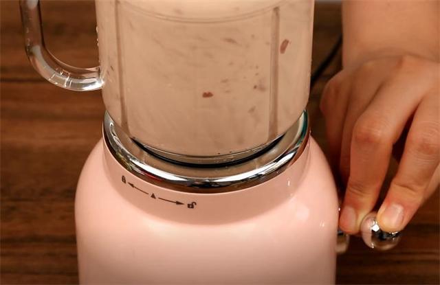 活了30年，才知道红豆加面粉这样做这么好吃，比吃肉还香，太馋了休闲区蓝鸢梦想 - Www.slyday.coM