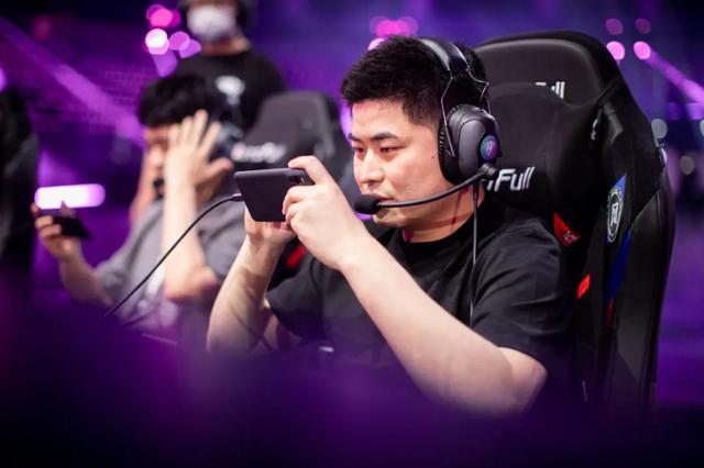 从吐槽到喜爱《金铲铲之战》成8月手游最大爆款休闲区蓝鸢梦想 - Www.slyday.coM