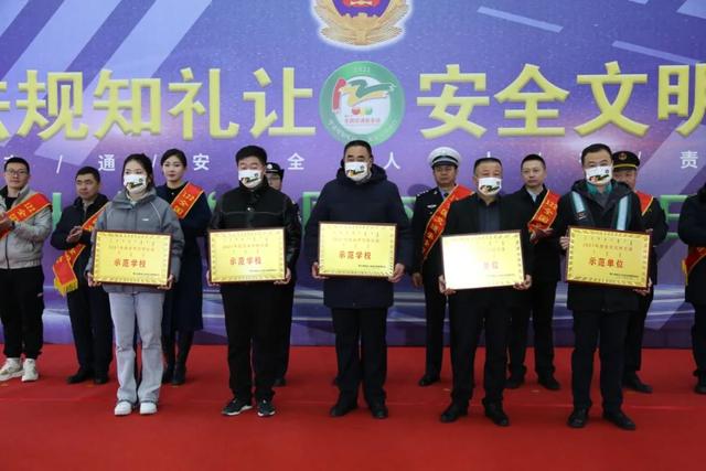 122休闲区蓝鸢梦想 - Www.slyday.coM