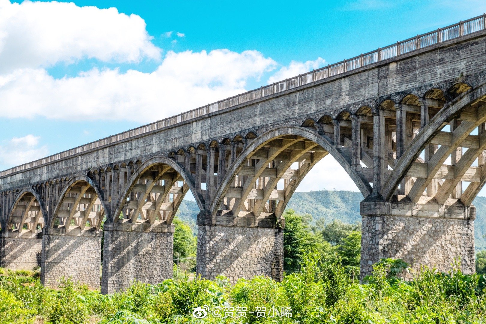 云浮长岗坡渡槽是我国水利史上最伟大的工程之一这里曾是世界上最长