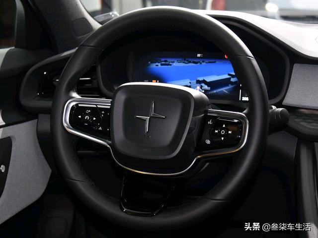 终于来了！挑战特斯拉Model 3，售价29.8万沃尔沃Polestar 极星2