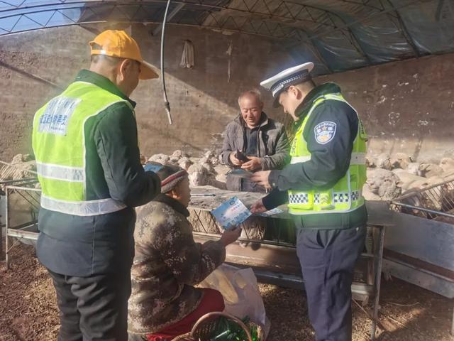 122休闲区蓝鸢梦想 - Www.slyday.coM