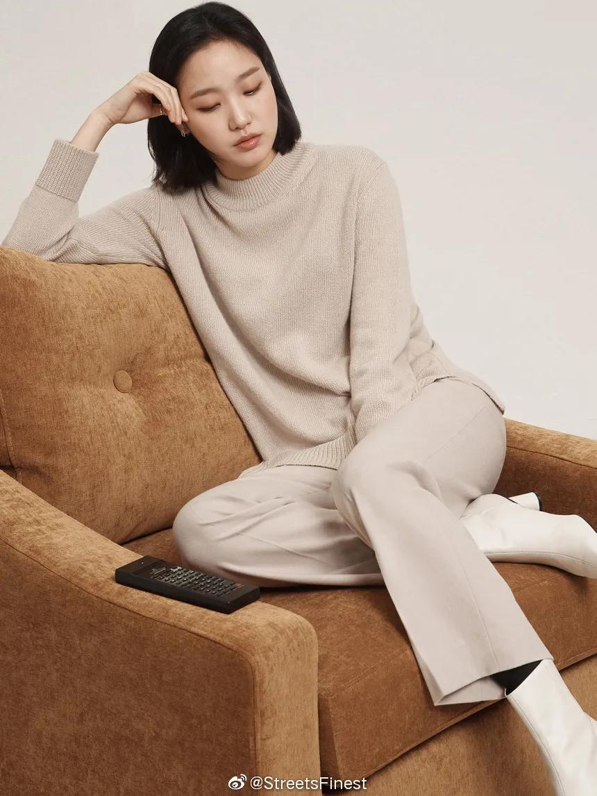 《鬼怪》新娘金高银:这样的冬日穿搭,氛围感拉满休闲区蓝鸢梦想 - Www.slyday.coM 《鬼怪》新娘金高银:这样的冬日穿搭,氛围感拉满休闲区蓝鸢梦想 - Www.slyday.coM