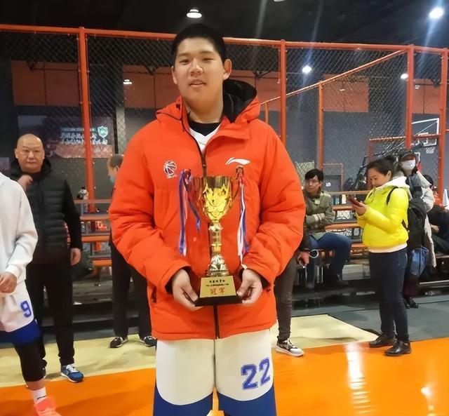 巩晓彬再次语出惊人!对亲儿子夸赞毫不吝啬,李楠需要向大师看齐