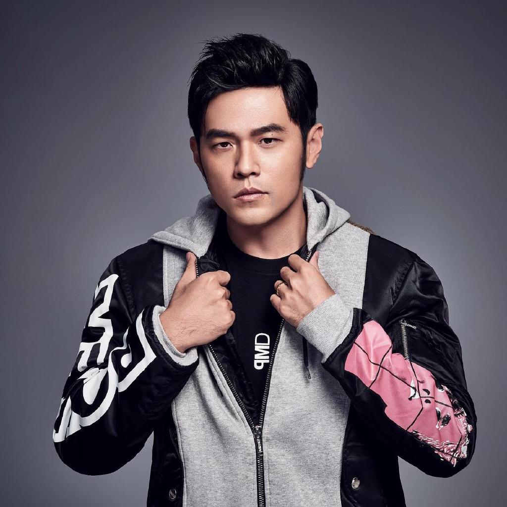 周杰伦展开线上歌友会，引众粉丝围观！