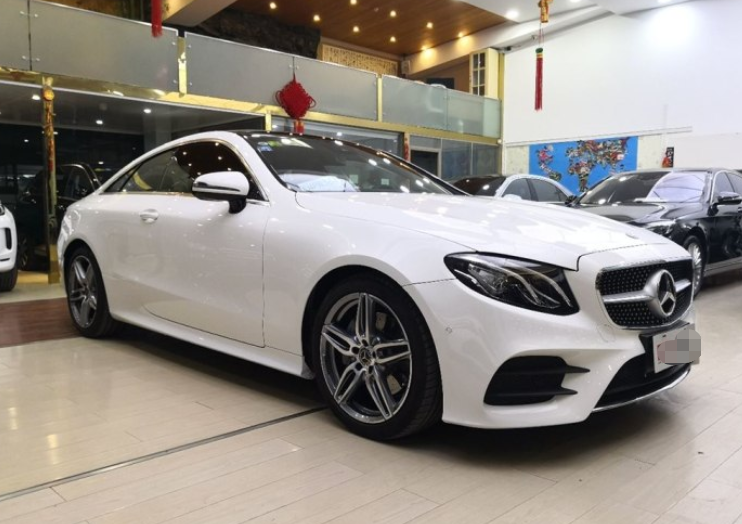 奔驰c级的价格 淘到17款进口奔驰e200轿跑 值吗?