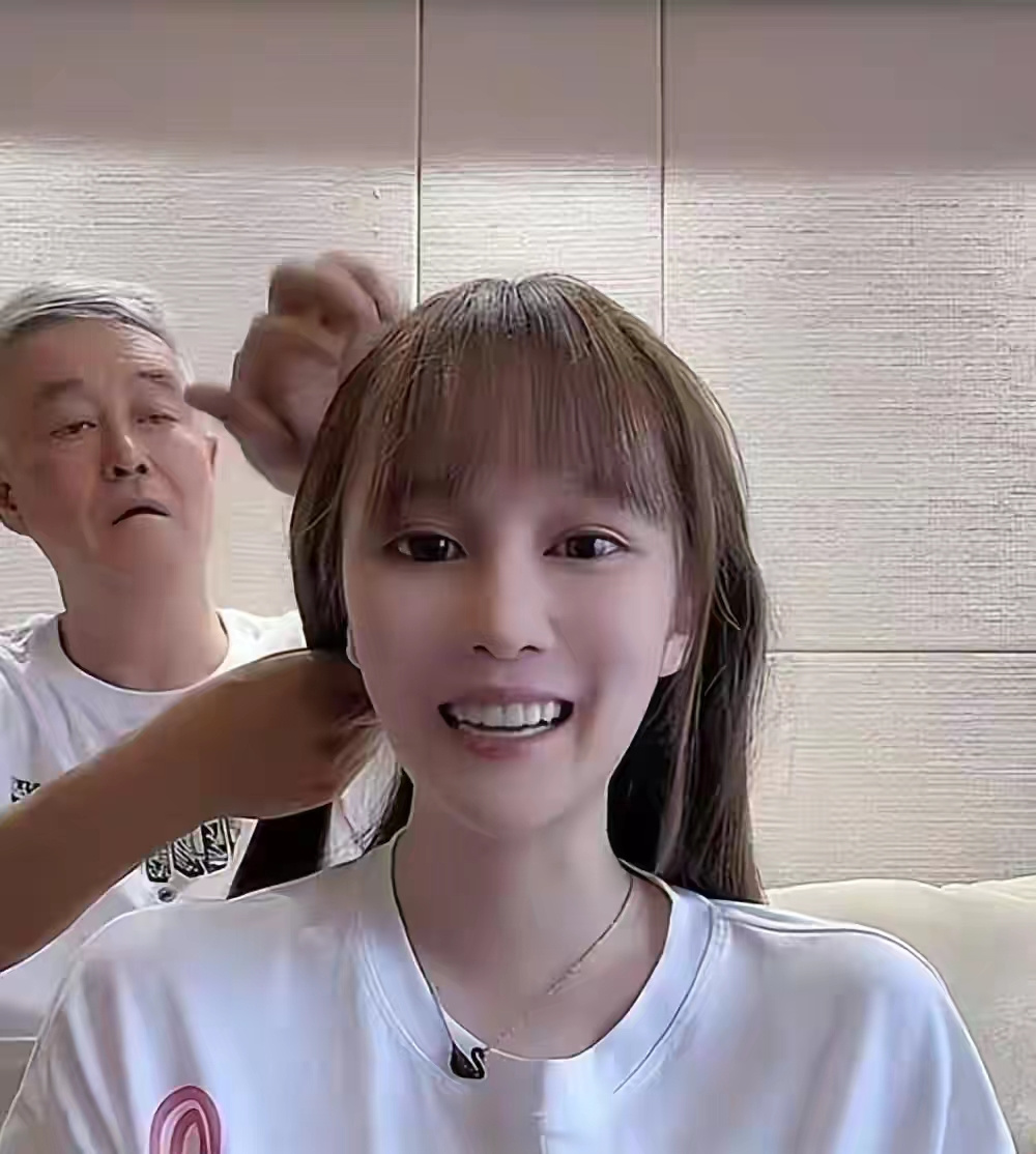 赵冯二人互斗心机，本山大叔女儿晒出结婚照！休闲区蓝鸢梦想 - Www.slyday.coM