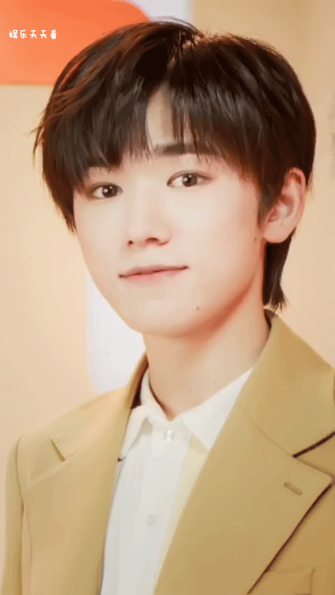 宋亚轩wink小合集~请小宋老师停止散发魅力,看一次晕一次!