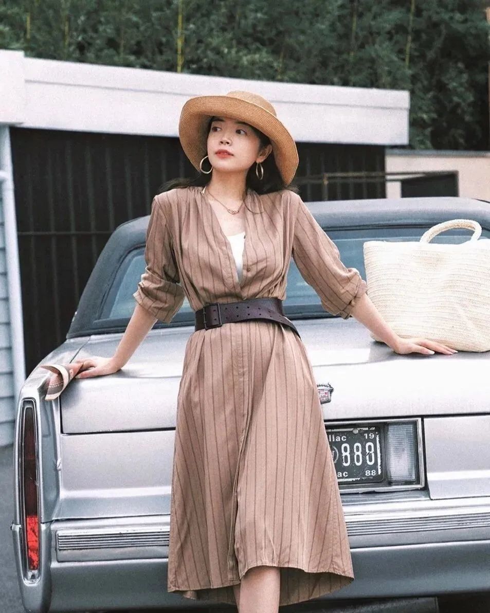 看完三木的夏季穿搭才明白:简约大方才是真高级,照着穿就很美|三木
