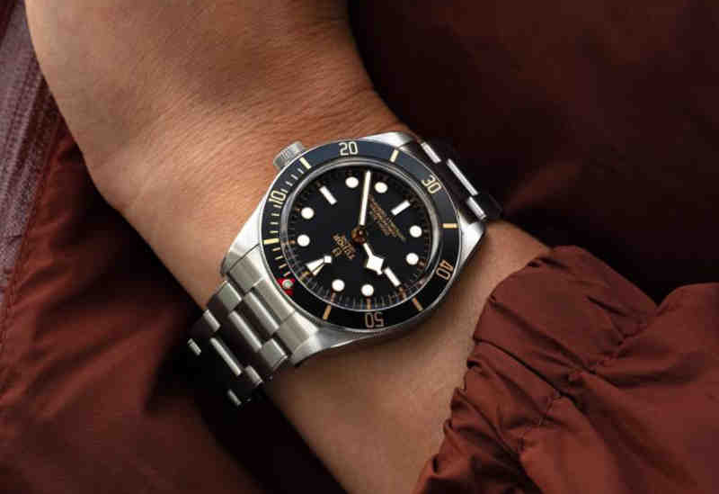 帝舵领潜型39,这就是“我想要的潜水表”吗?休闲区蓝鸢梦想 - Www.slyday.coM 帝舵领潜型39,这就是“我想要的潜水表”吗?休闲区蓝鸢梦想 - Www.slyday.coM