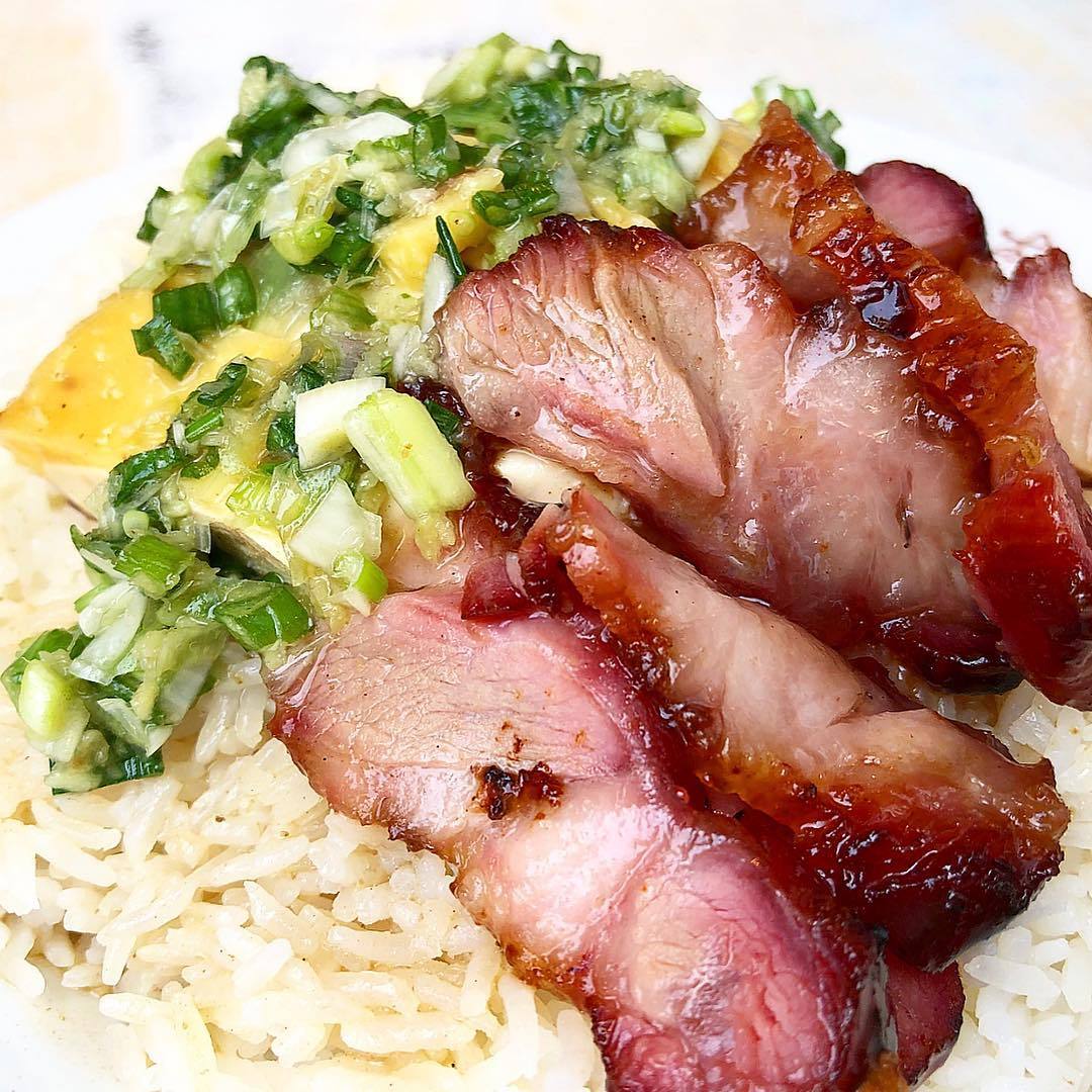 叉烧切鸡饭,香港烧腊店的灵魂之一_高清图集_新浪网