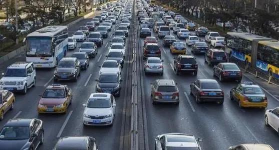 为何现在手动挡汽车越来越难卖？修车师傅：这四个原因，没人敢买休闲区蓝鸢梦想 - Www.slyday.coM