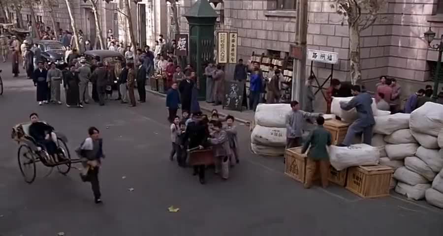 陈真坐黄包车到精武门不料拉车师傅竟给他介绍别的武馆气坏了