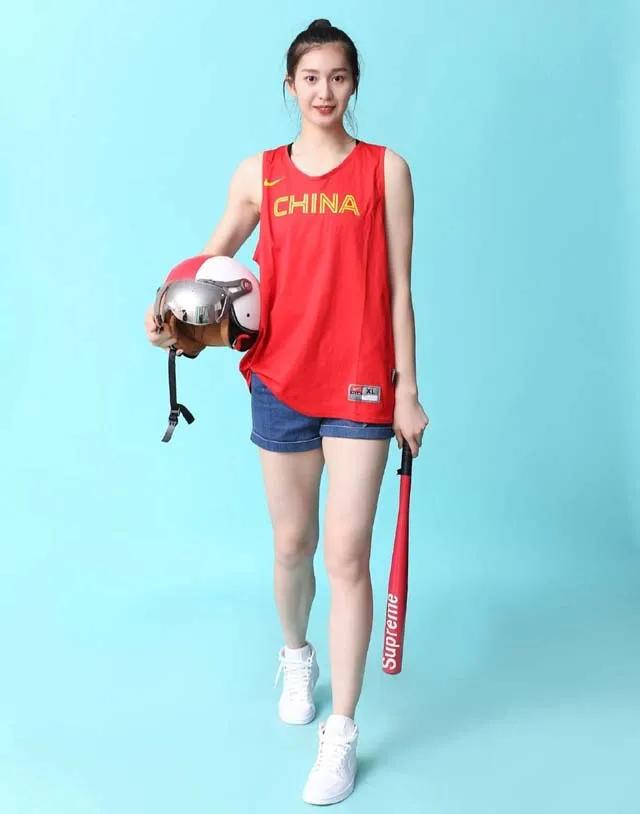球迷|郭子瑄|中国女篮_新浪新闻
