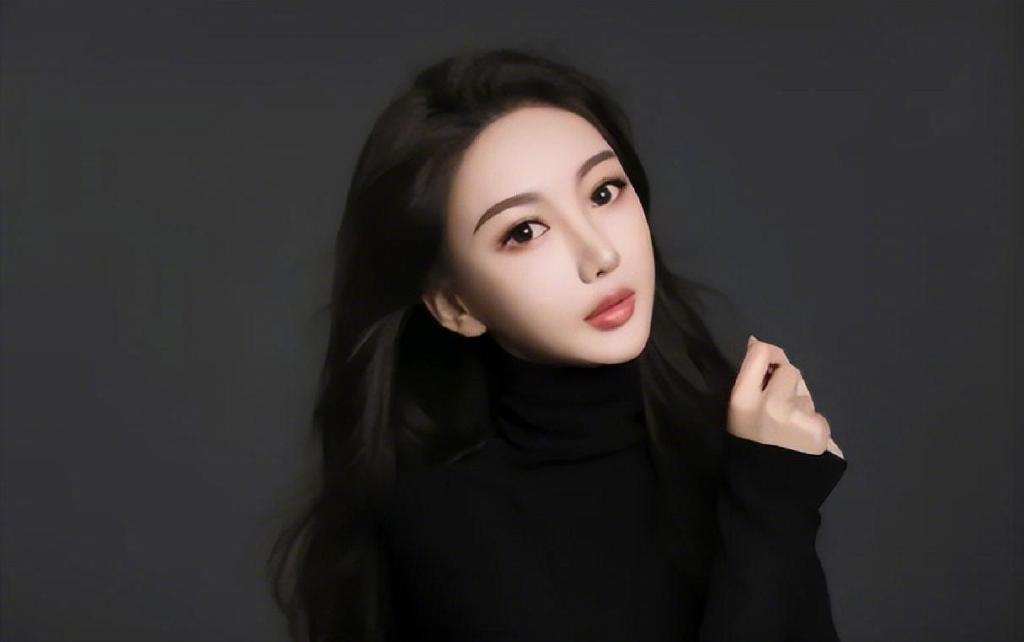 黄晓明全程心思不在儿子身上,一直低头看手机,曾被曝新恋情休闲区蓝鸢梦想 - Www.slyday.coM 黄晓明全程心思不在儿子身上,一直低头看手机,曾被曝新恋情休闲区蓝鸢梦想 - Www.slyday.coM