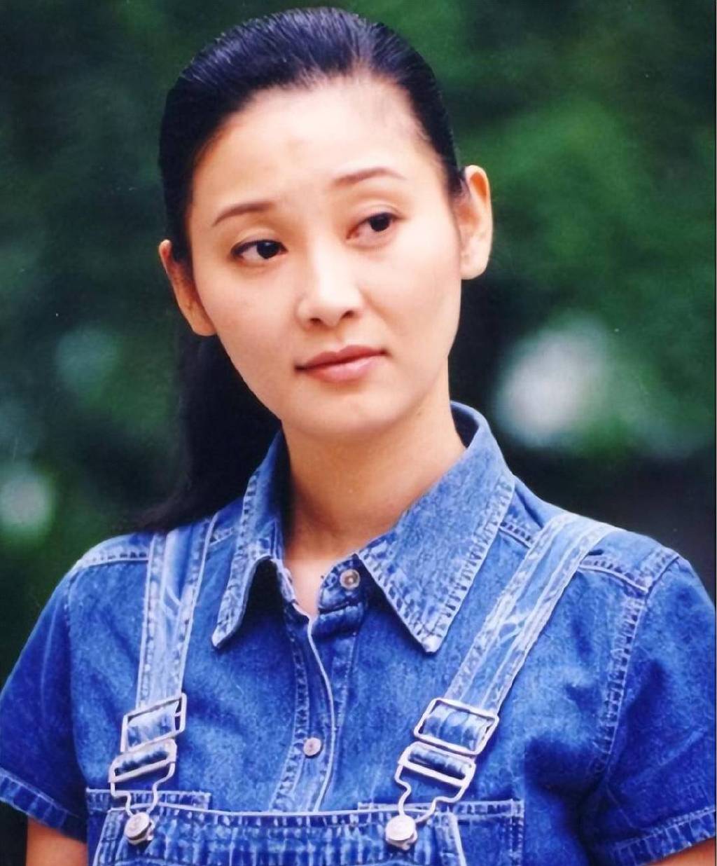 大瓜！知名导演被曝私生活混乱，潜规则女演员，选妃，有私生子|私生子|陈凯歌|导演_新浪新闻