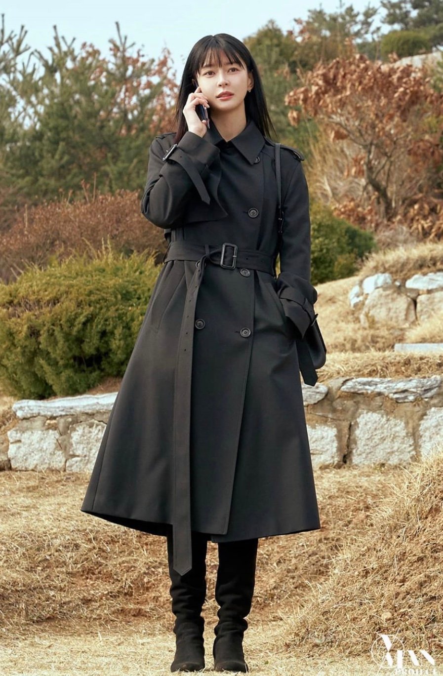 顺便补个《梨泰院class》e16 吴秀雅的黑色风衣