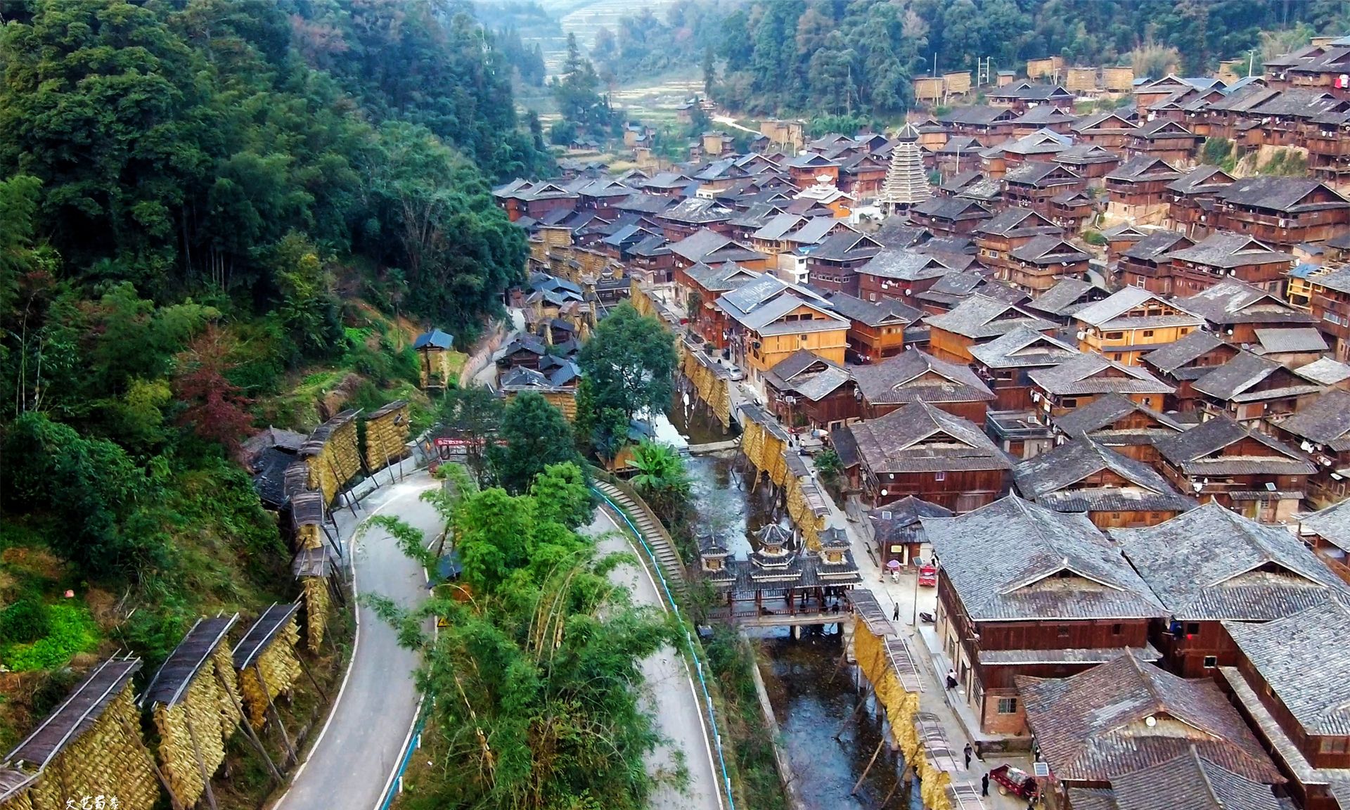 的从江县内,占地面积不到16平方千米,村中共有150多户人家,700多人口