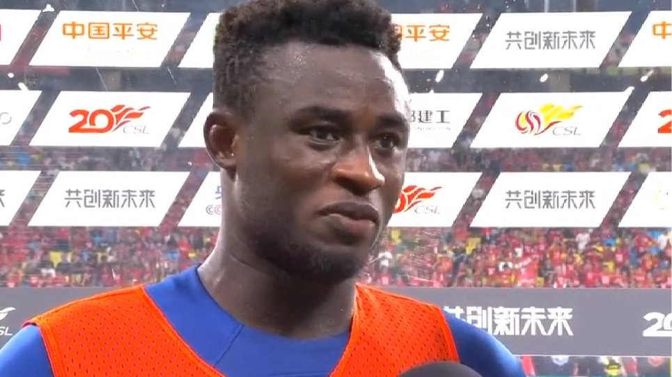 阿齐兹：在主队球迷给三镇制造的压力下，取得进球并获胜非常开心|阿齐兹|客场|主队_新浪新闻