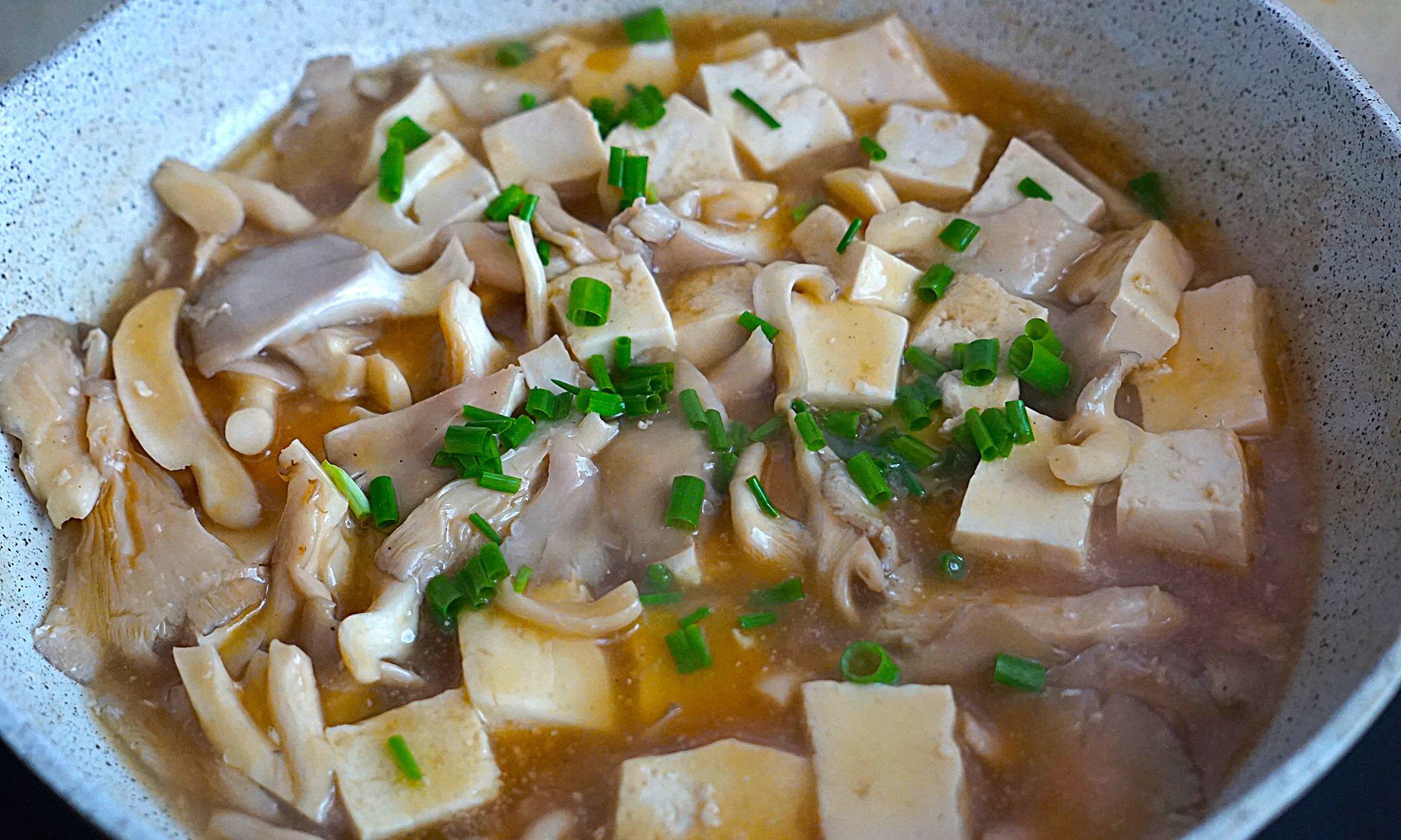 宁可不吃肉也要吃此菜,营养丰富又滑嫩好吃,老少皆宜|豆腐|平菇|老少