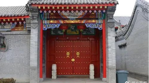 “门要常开,户要常闭”,是什么意思?“门和户”的区别在哪里?|宁静_新浪新闻