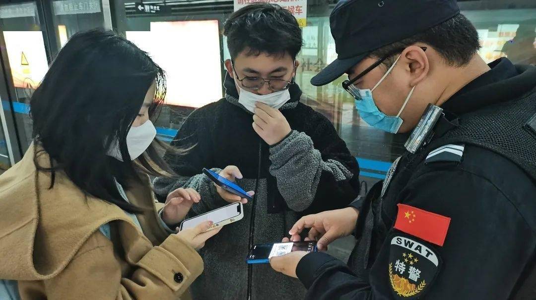 抗疫滨城丨交通治安分局：抗击疫情最前线 青年民警在行动休闲区蓝鸢梦想 - Www.slyday.coM