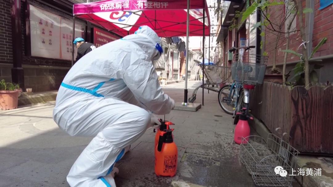 新闻特写丨老城厢“80后”居民区书记的“琐事”和坚守！休闲区蓝鸢梦想 - Www.slyday.coM