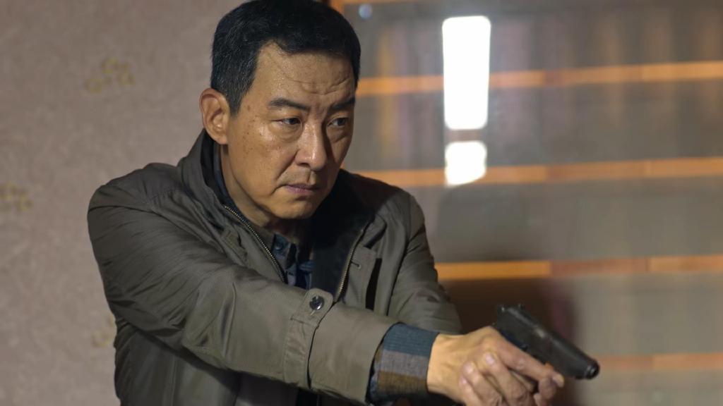 《狂飙》高启强向安欣传递什么情报?徐江为何能够顺利逃跑?|狂飙|安欣|徐江_新浪新闻