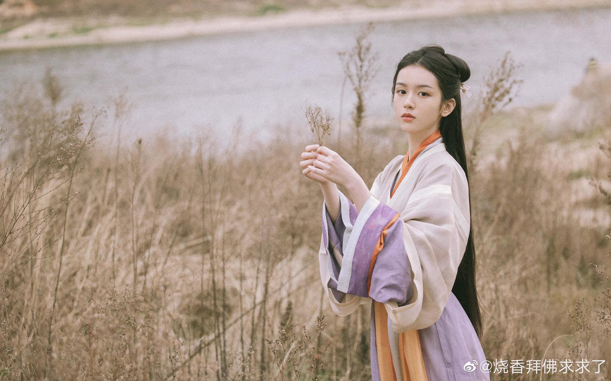 周也太太太适合古风了想念阿湘的第n个夜