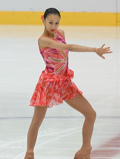 一说起花样滑冰运动员,众人首先想到的便是隋文静,申雪这些国家队中都
