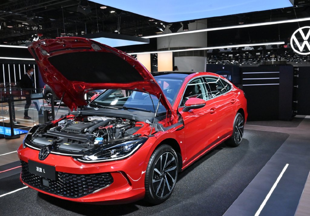 无框轿跑不值钱了,上汽"大众cc"跌至朗逸价