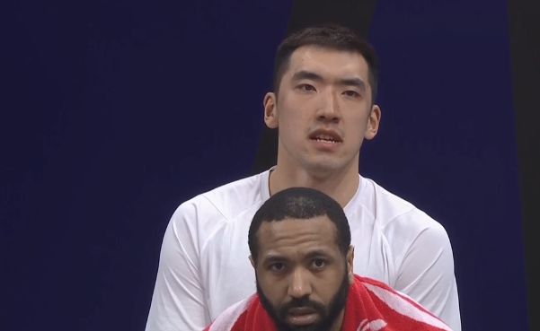 山东男篮又输了,这次打得并不差,双外援66分,遗憾被压哨绝杀|贺希宁